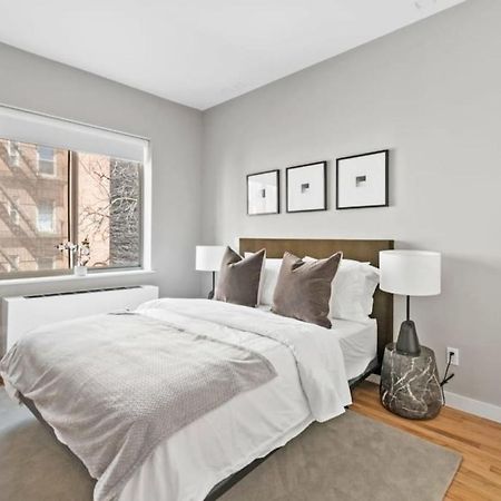 Top Notch 2Br Suite Minutes To Central Park ニューヨーク エクステリア 写真