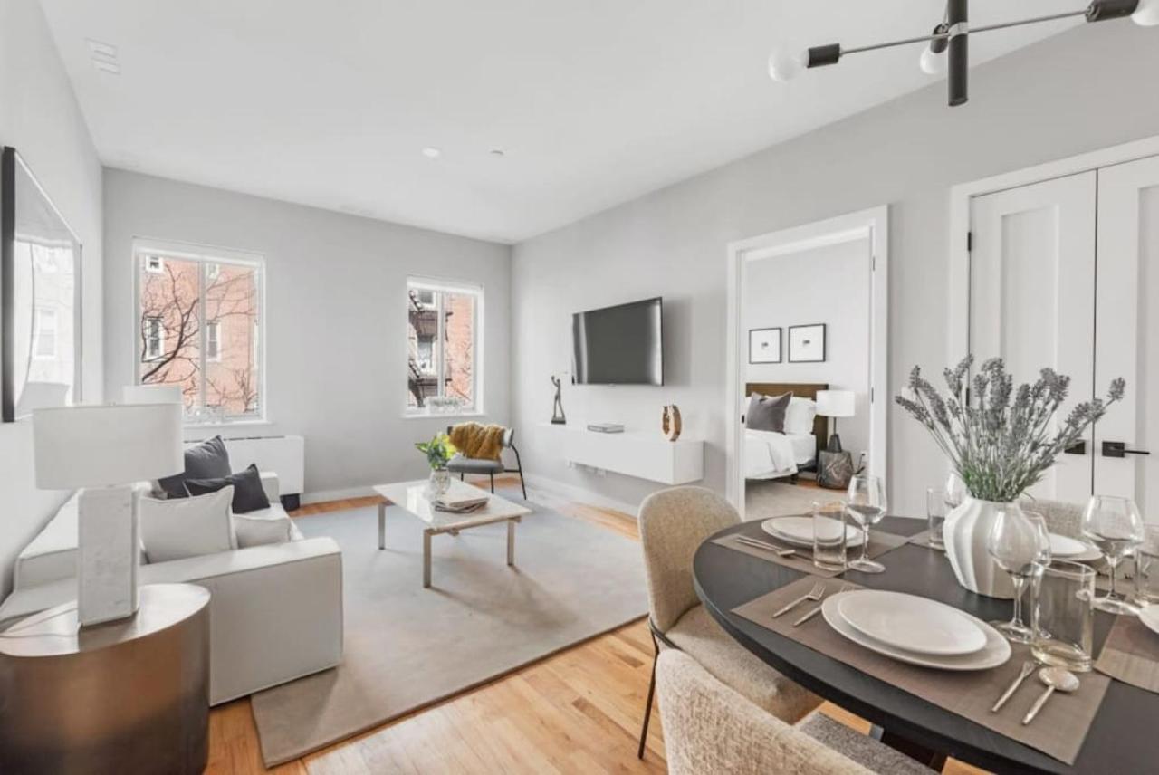 Top Notch 2Br Suite Minutes To Central Park ニューヨーク エクステリア 写真