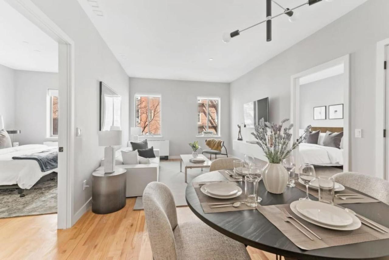 Top Notch 2Br Suite Minutes To Central Park ニューヨーク エクステリア 写真