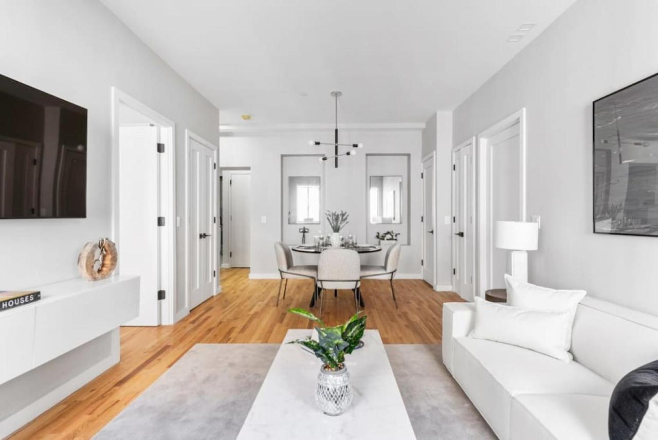 Top Notch 2Br Suite Minutes To Central Park ニューヨーク エクステリア 写真